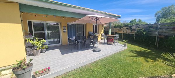 La maison de Nolwenn et Marc, proche lac et océan
