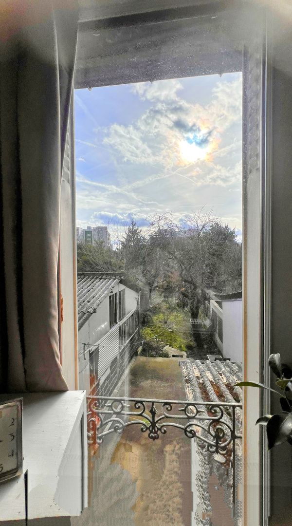 Chambre privée dans la maison du bonheur