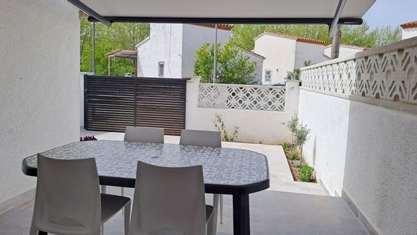 Maison Angelina