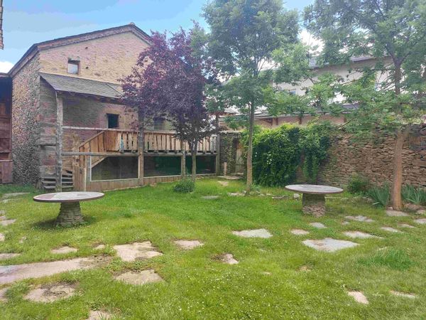 gite chaleureux 10 personnes – 110 m²  Idéal pour les séjours en famille ou entre amis