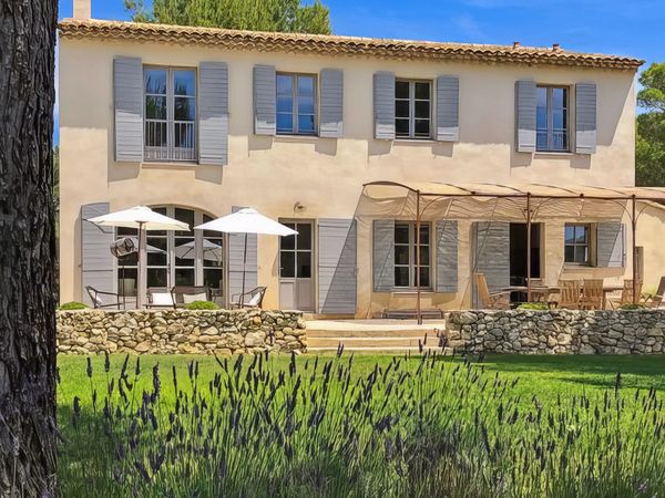 Mas provencal proche Aix en Provence