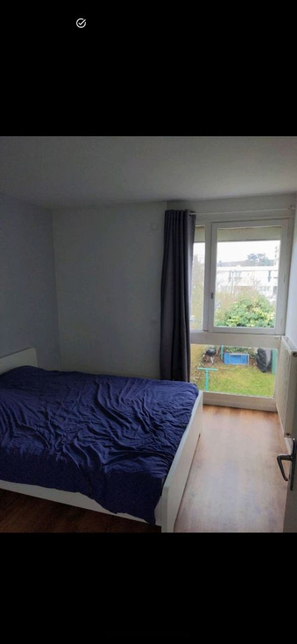 Chambre privée de 12m2 avec lit double