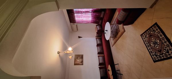 Appartement élégant à charme oriental de Marrakech.