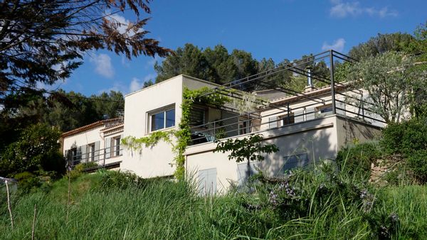 Rez de jardin vue Sainte Victoire