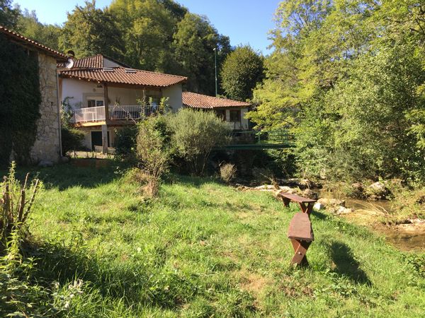 La maison sur la rivière