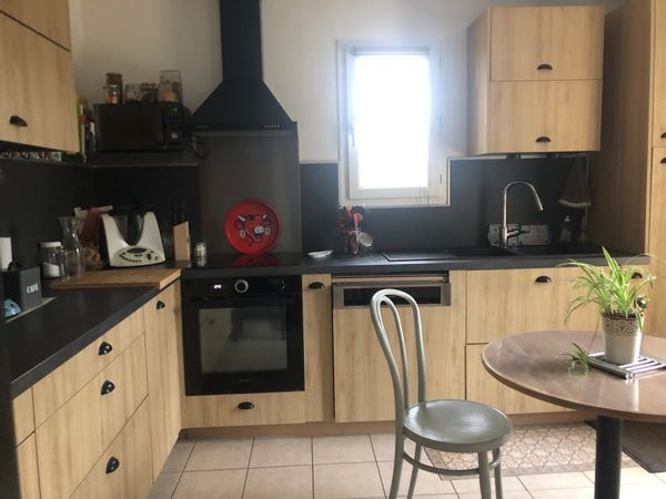 Chez Magali, à la lisière des bois