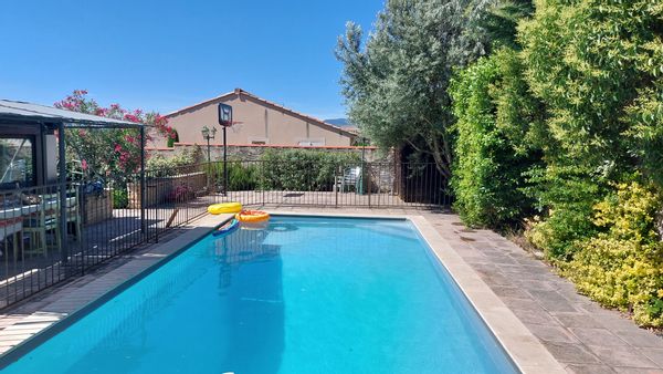 Maison de famille entre Sainte Victoire et Luberon