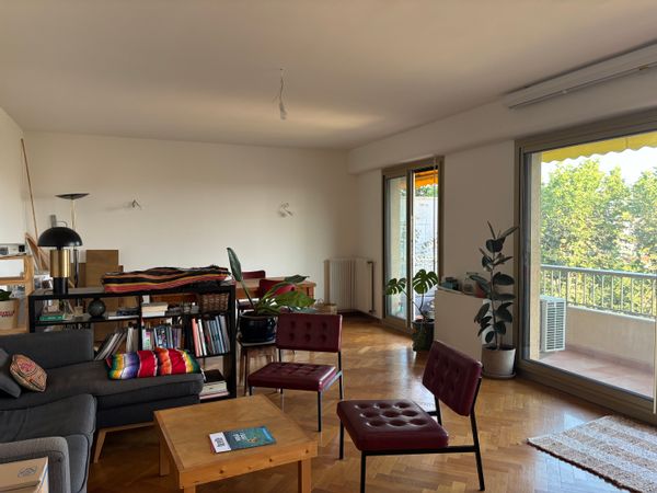 Appartement avec vue imprenable sur Marseille et ses calanques !