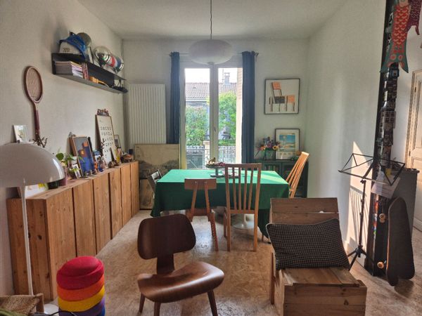Petite maison avec jardin à 15 min de Paris