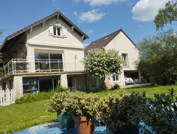 Cousy house near by Disneyland & Paris