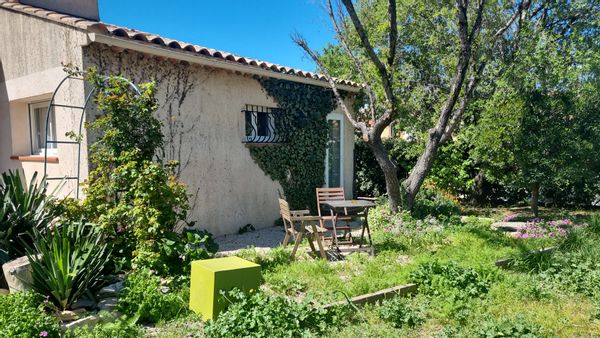 A 5mn des plages de La Ciotat. Maisonnette avec jardin à 15mn des calanques de Cassis