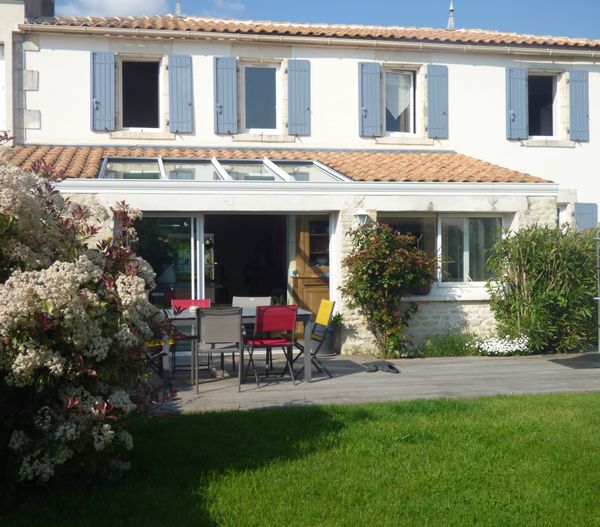 Jolie Maison de village à 15 minutes de La Rochelle