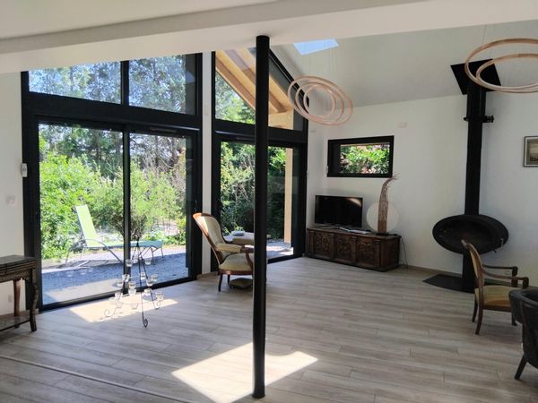 Entre lac et montagne, la maison de Arik