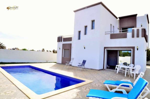 magnifique villa s plus 3 avec piscine sans aucun vis a vis