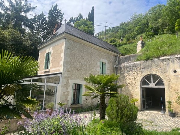 La maison d’Anne et Xavier Disponible du 10 août au soir au 23 août contre guestPoints.
