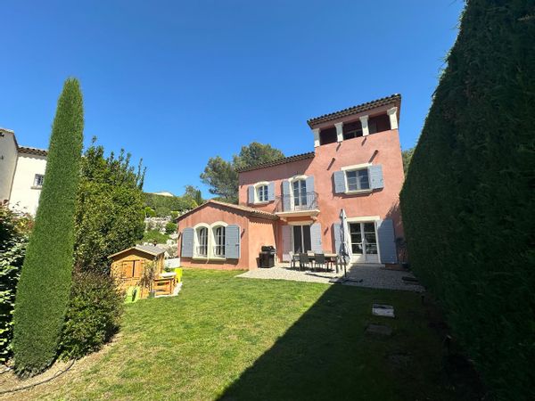 La maison de Matthieu and Marie