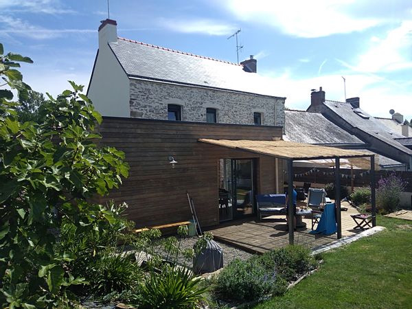 Entre Nantes et l'océan Atlantique, grande maison en campagne