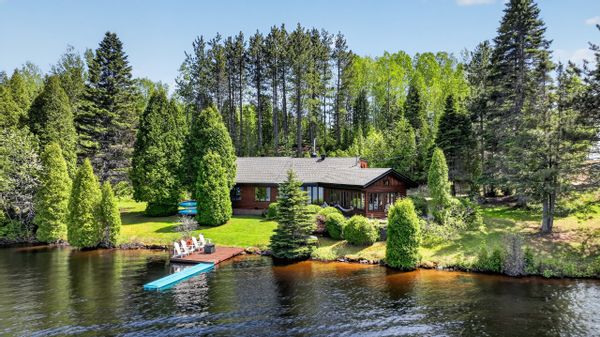 ***Chalet dispo du 26 juin au 1 juillet contre guestpoint***Le chalet en bois rond de Valérie