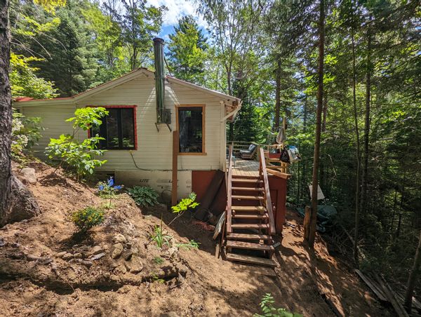 Superbe Chalet/Cabane canadienne, lac et plage