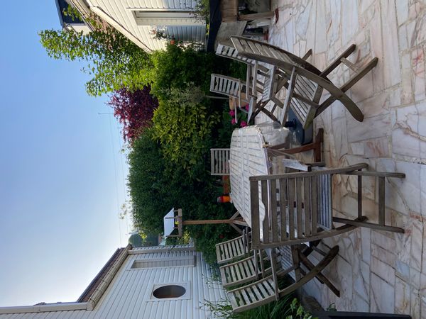 Trois chambres à l’étage dont une enclavée. Tranquille-résidentiel (fin XIXe s.)