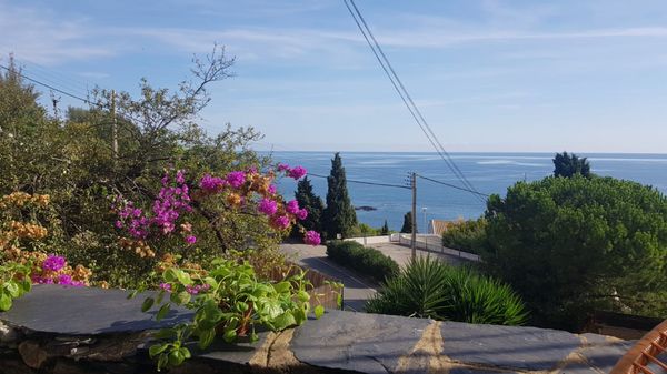 Balcon avec vue sur la mer