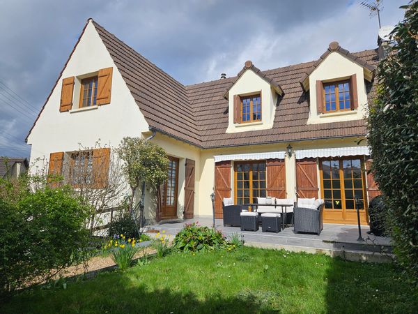 Paris in a spacious house