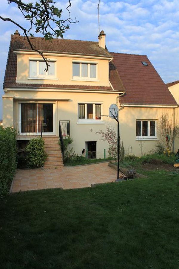 Maison très proche de Versailles. Paris à 30 mns