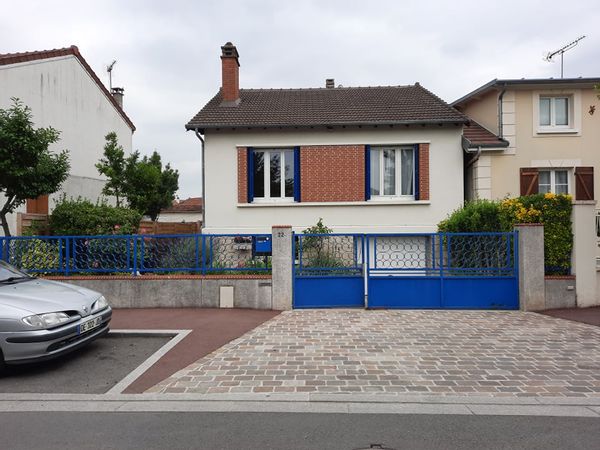 Le petit appartement chez de Mathilde et Daniel ( proche RER Paris, Stade de France / Roissy CDG  )