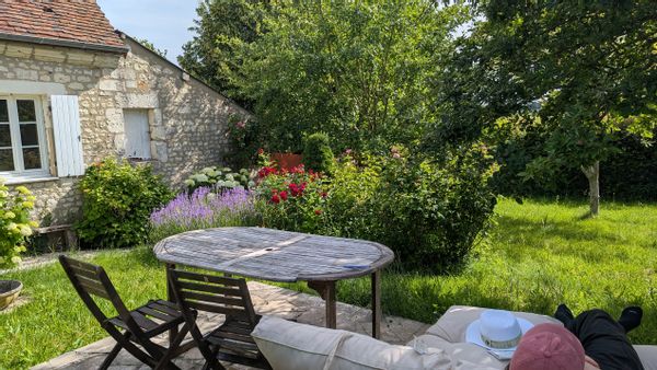 Maison de caractère dans le Perche: poutres, tomettes & jardin. Parfait pour vacances ou télétravail