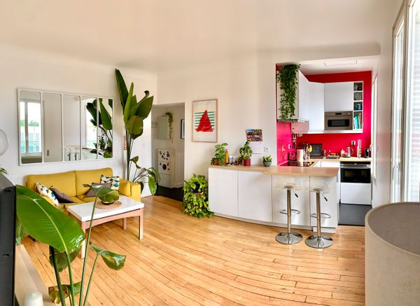 Lucas' Apartment