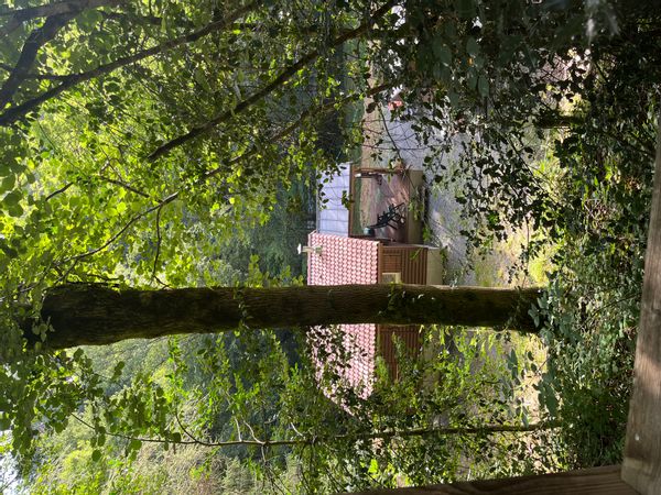 Le chalet , la Source de Delphine et Claudian