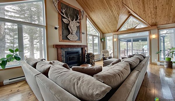 Chalet sur le bord du lac, à 1h30 de Québec & 2h00 de Montréal