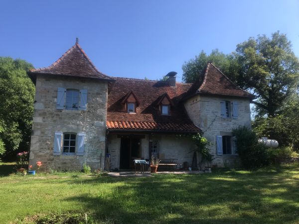 Maison Quercynoise au calme de la campagne