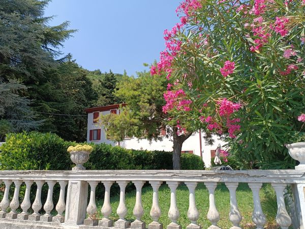 La maison de Elena e i due GG