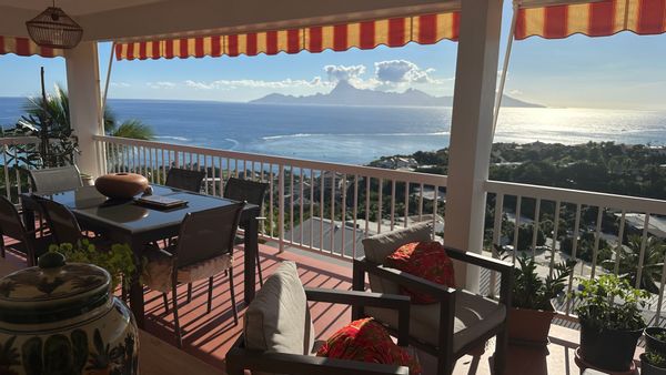 Le nid d' Arlette et Michel à Tahiti