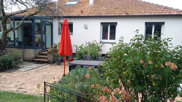 Maison avec grand jardin proche Nantes en bord de Loire