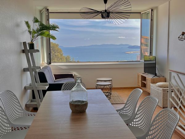 Confortable appartement vue mer au Lavandou