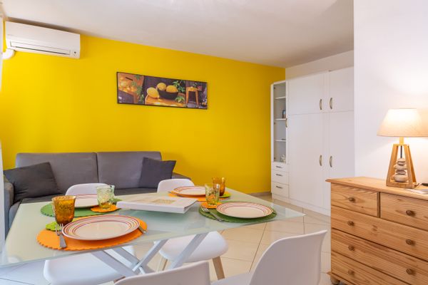 Studio Saint Jean entre Menton et Monaco.
