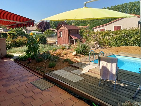 La maison de Daniel  agreable maison ,climatisée  et piscine d' été