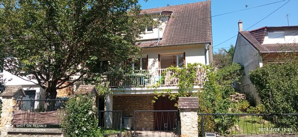 Grande maison avec jardin proche de Paris
