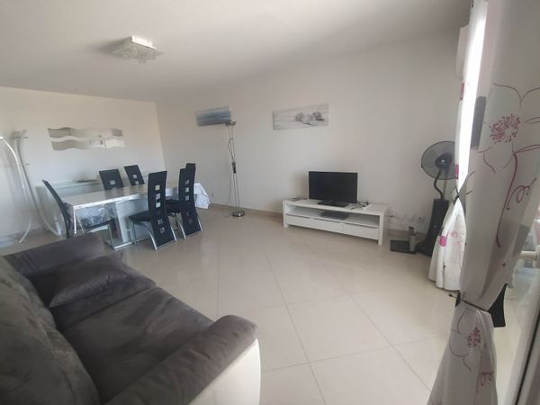 Grand appartement à deux pas de la plage