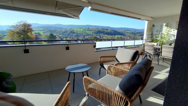 Chez Chantal, belle vue sur montagnes!