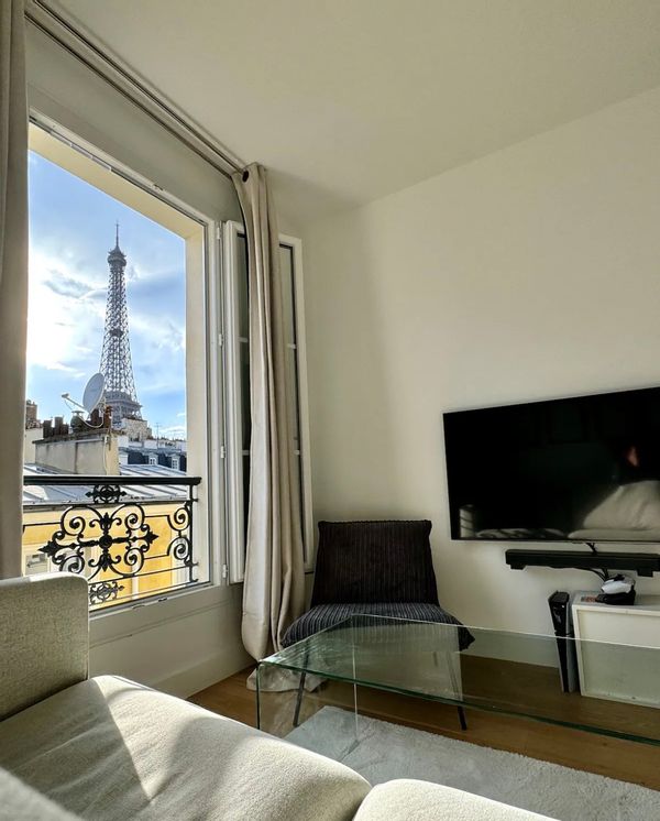 Appartement vue Tour Eiffel de Rémi