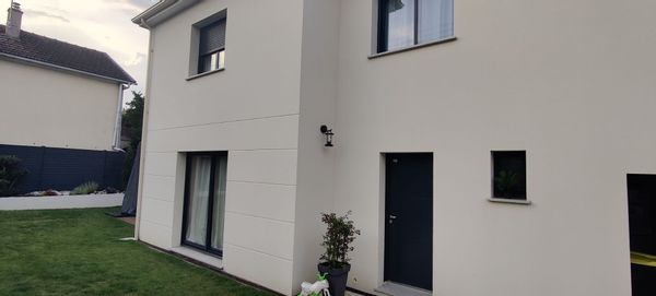 La maison de Romain et sa famille