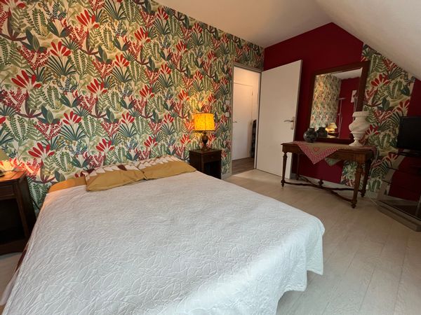HOSPITALITE:  2 Chambres et salle de bain privative dans la Sarthe. Minimum 2 nuits