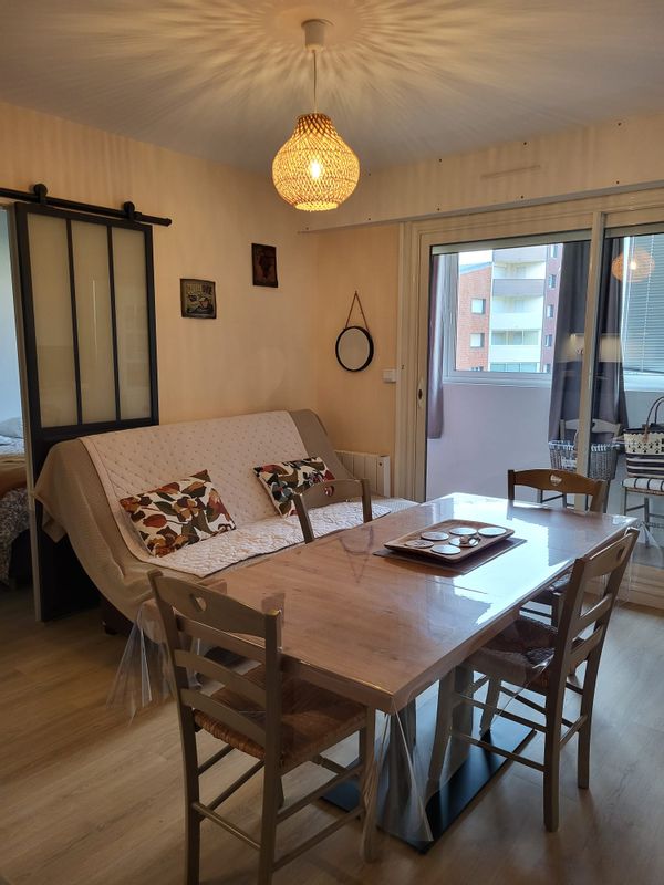 Petit appartement agréable à Cabourg entre l'hippodrome et la mer