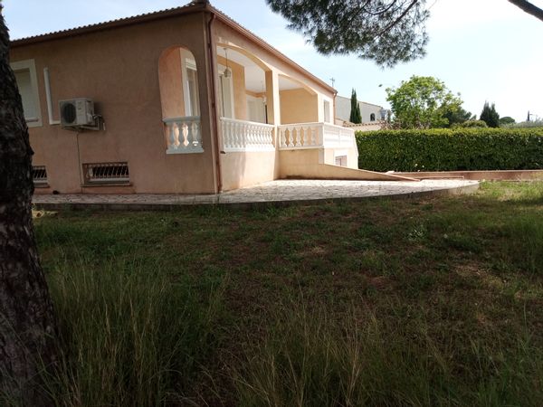 La maison aux pins