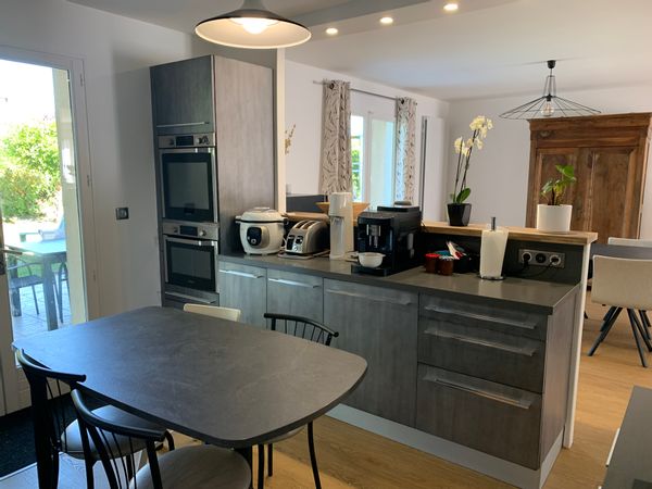 Maison familiale avec jardin proche toutes commodités