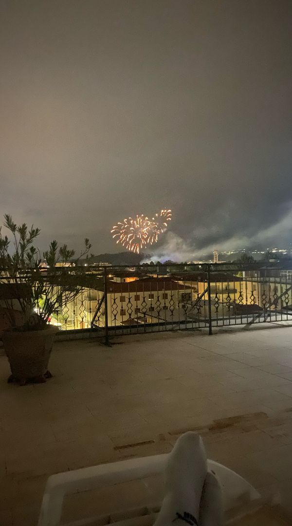 A soli 20 minuti da Firenze. Stanza singola con tutti i comfort. Vicino autostrada . Centro storico