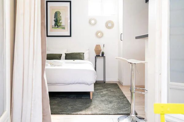 Paris tranquille Adorable studio tout neuf de au pied de la Marne. Près de Disneyland et 5km Paris